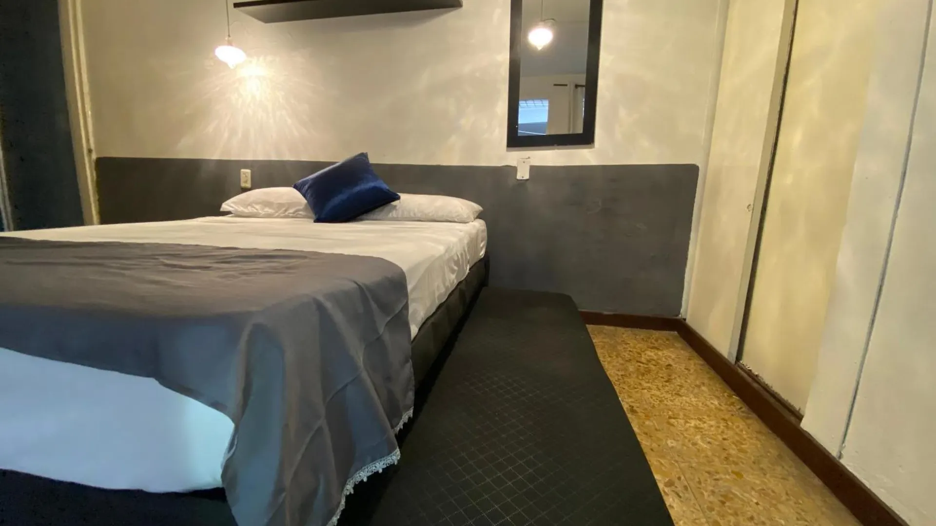 Pensión Hostal Casa Prado In Medellín Colombia
