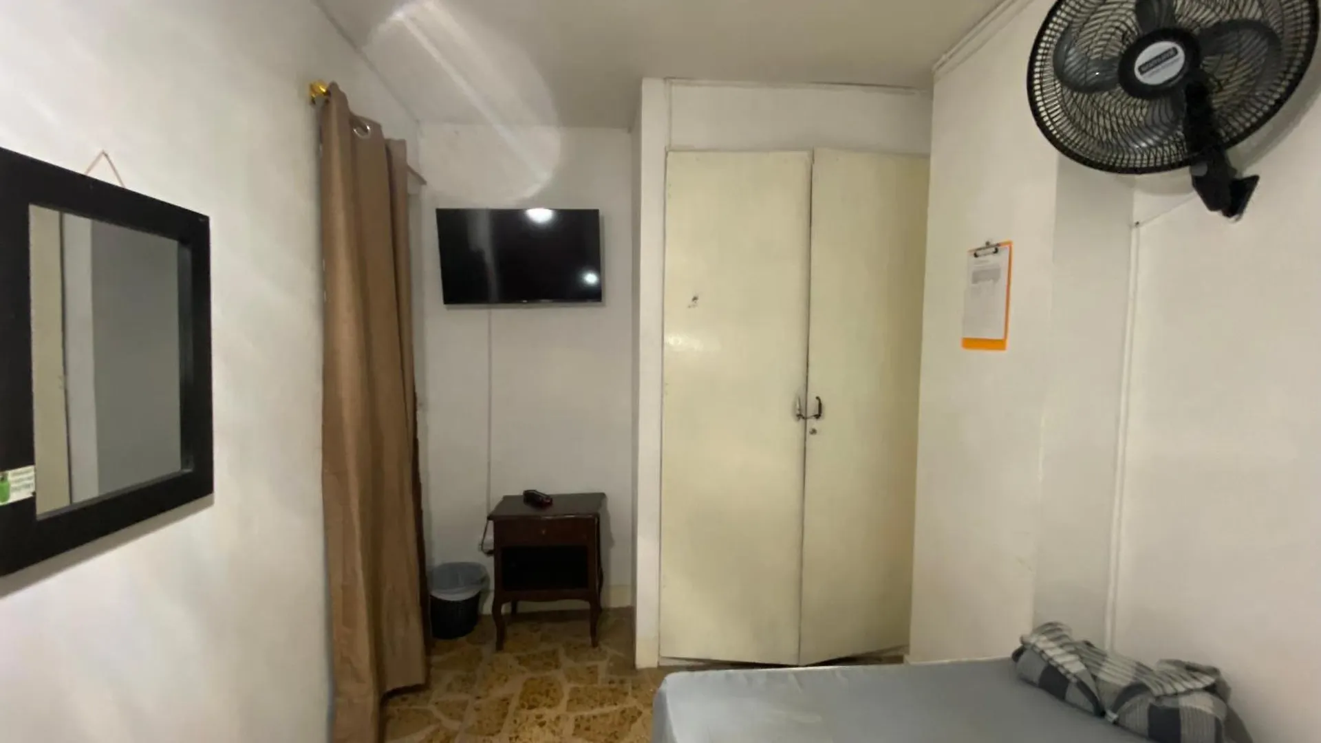 Pensión Hostal Casa Prado In Medellín Colombia