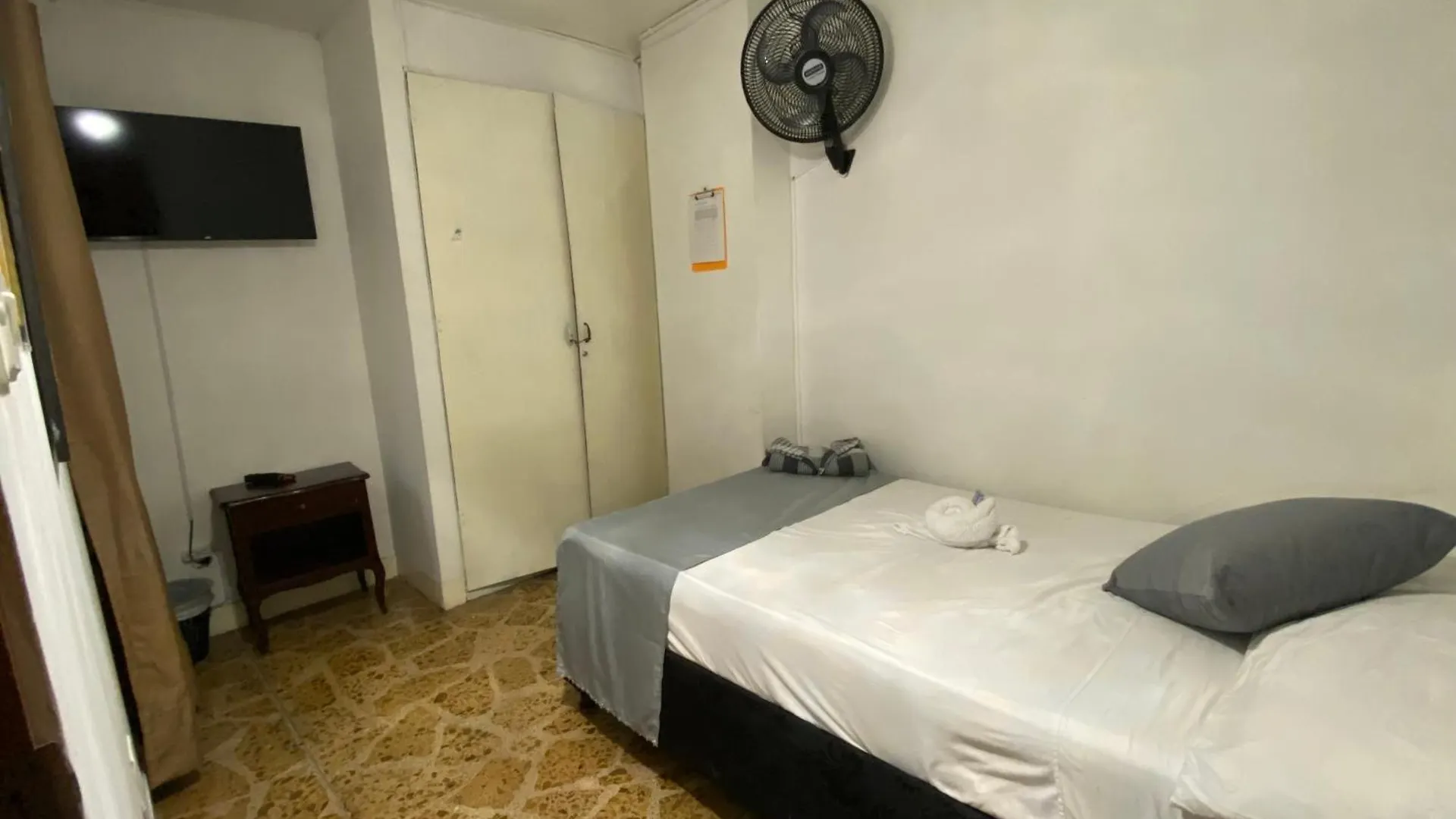 Pensión Hostal Casa Prado In Medellín
