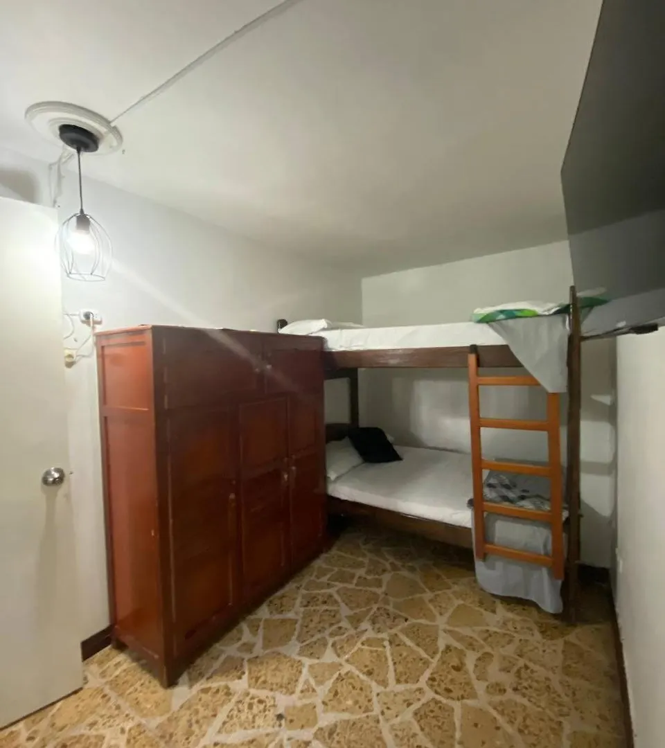 Hostal Casa Prado In Medellín Pensión
