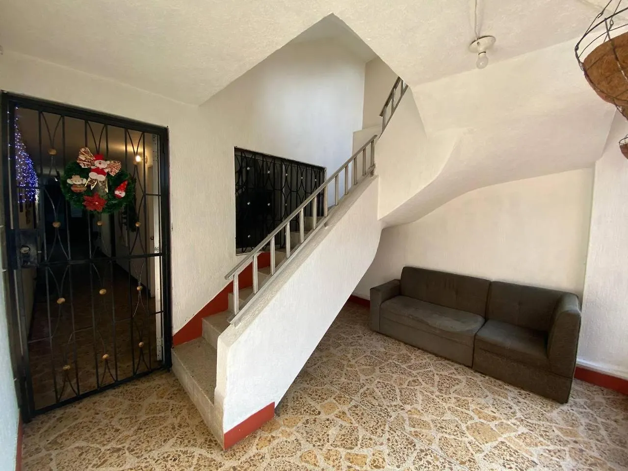 Гостевой дом Hostal Casa Prado In Медельин